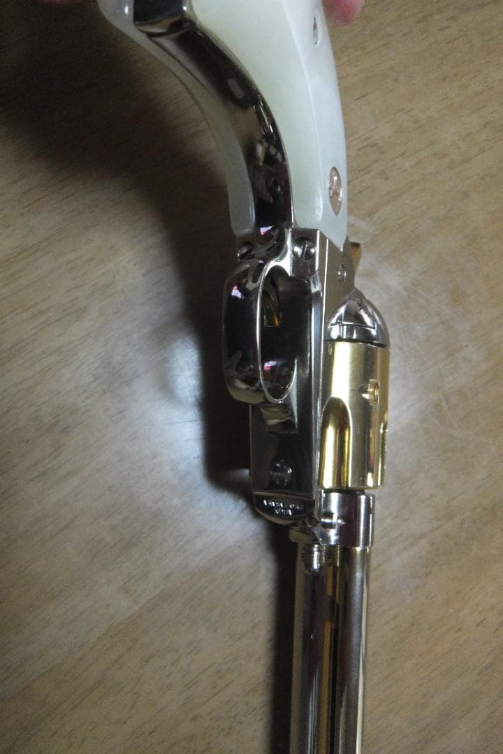 タナカ コルトSAA.45 7-1/2インチ　ニッケルフィニッシュ