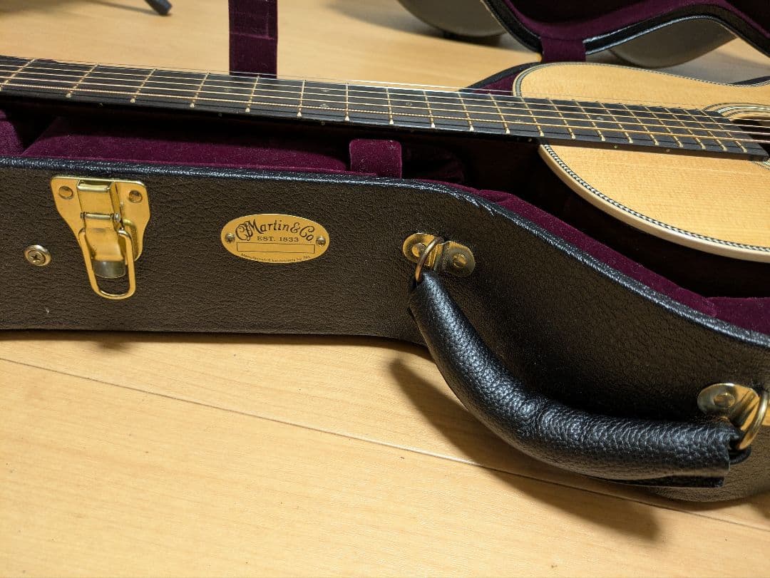 Martin 0012-28 Modern Deluxe 　保証期間内