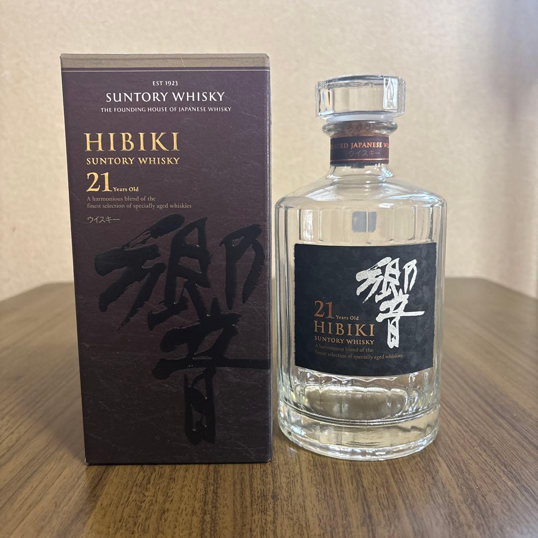 響 21年 瓶 箱
