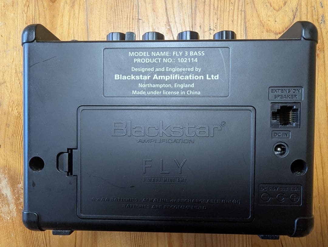 Blackstar FLY 3 BASS ベース用アンプ【別売電源アダプター付】