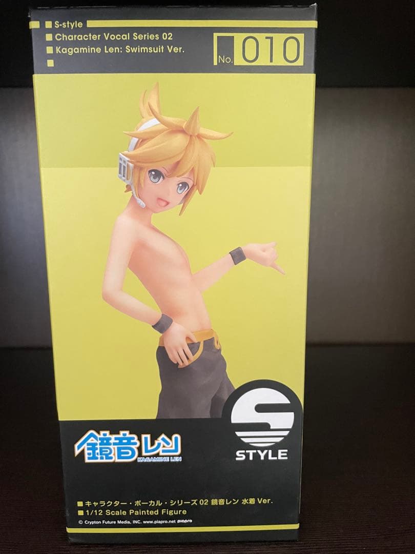 鏡音レン 水着 フィギュア