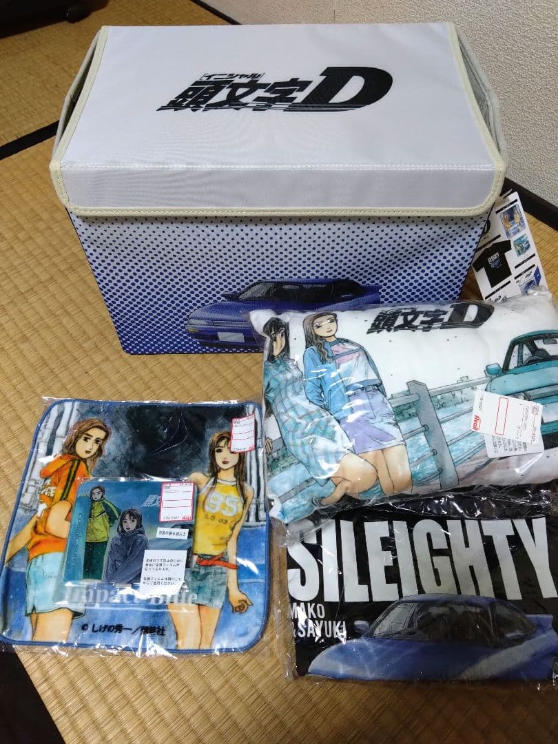 頭文字D イニシャルD 福袋　アベイル　Lサイズ　AE86　真子沙雪セット