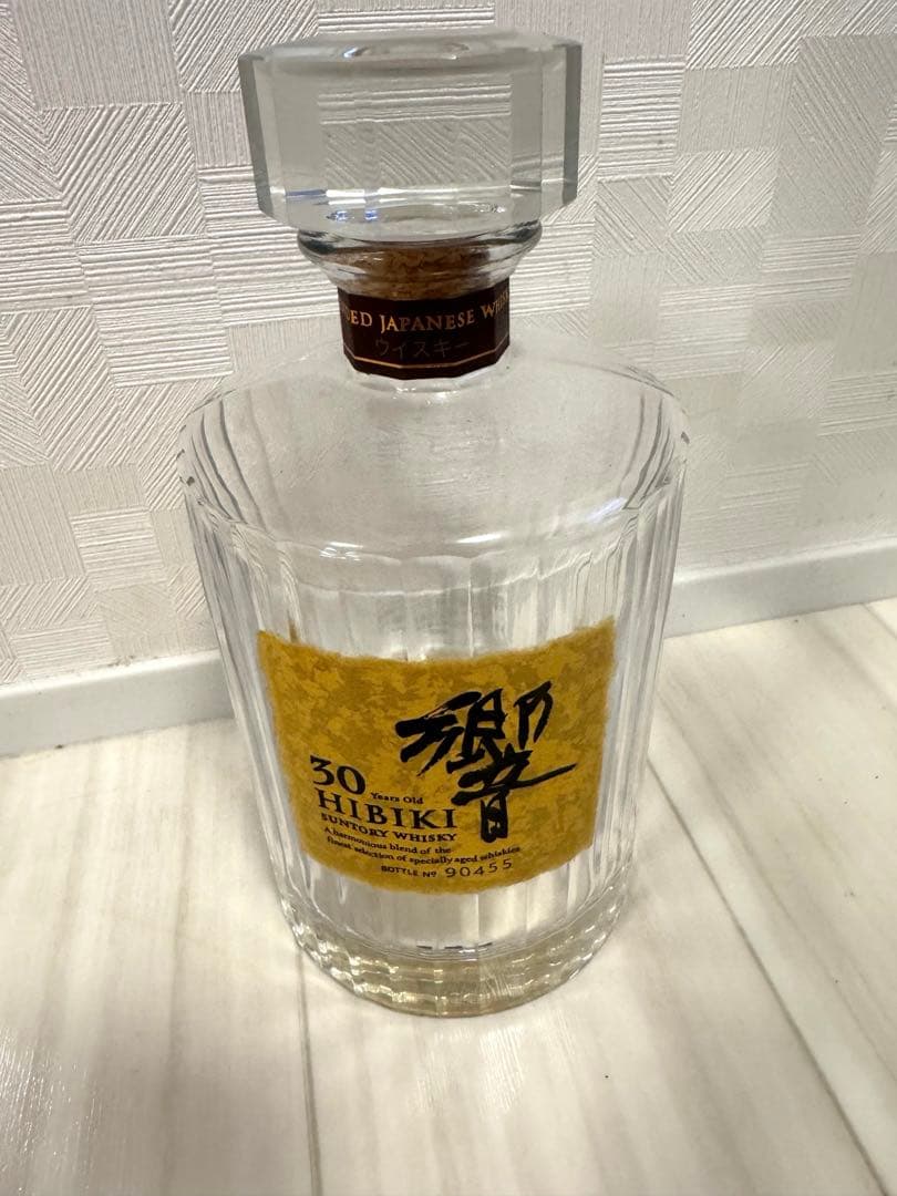 響 30年 空瓶