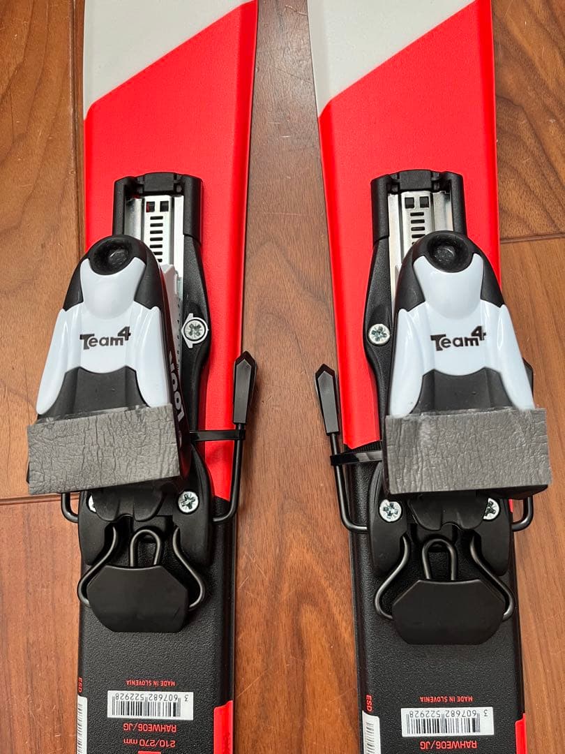 キッズRossignol HERO スキー ビンディング LOOK Team 4