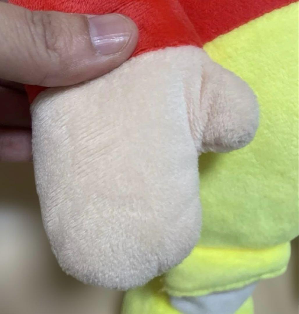 クレヨンしんちゃん　特大ぬいぐるみ
