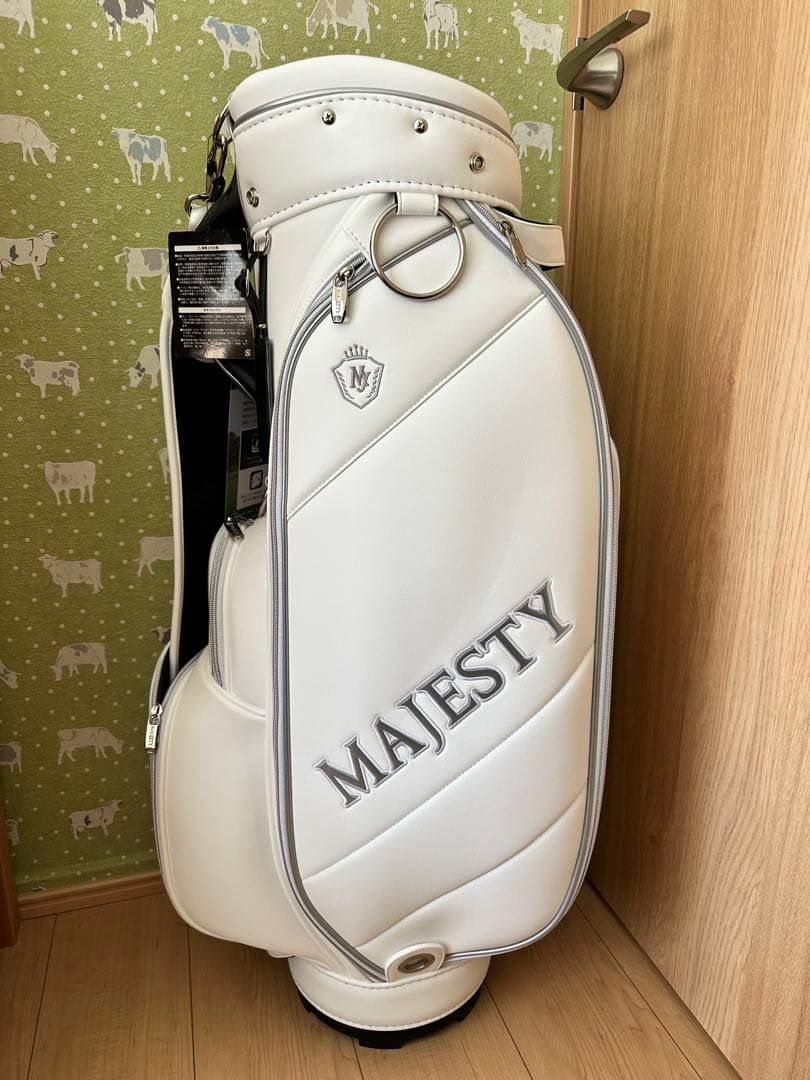 新品　MAJESTY ホワイト　キャディバッグ8.5型