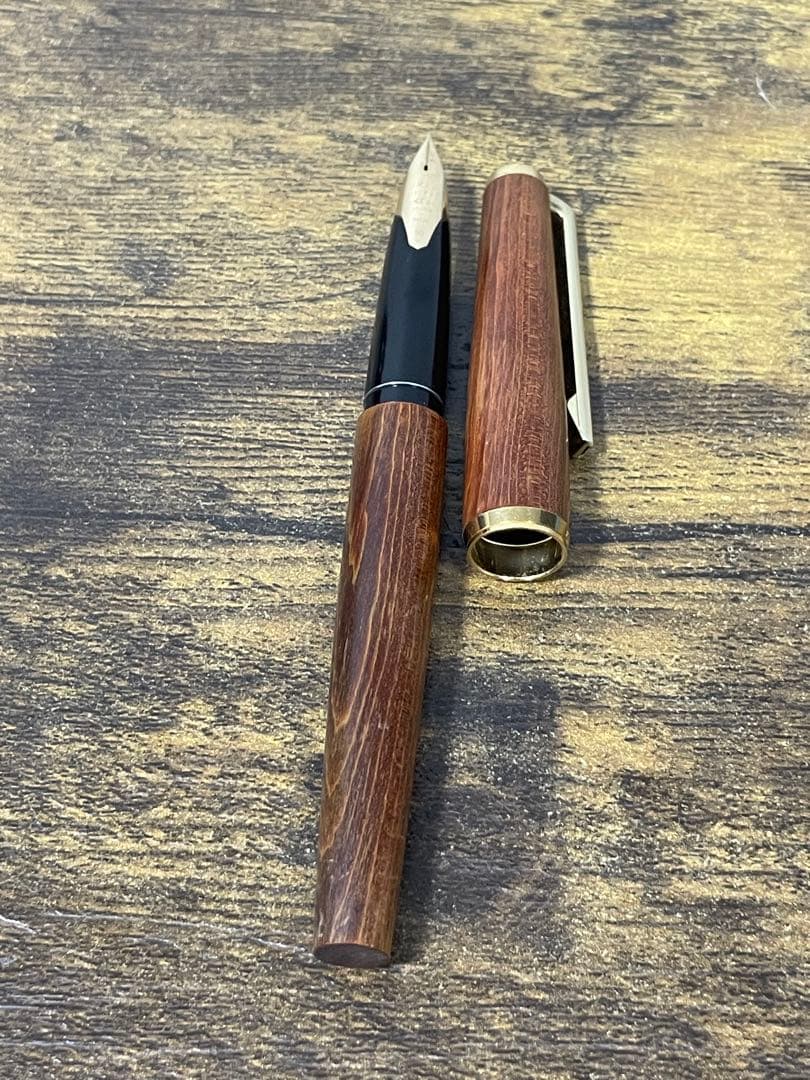 美品　1971年製　初代カスタム　高級天然　イタヤカエデ 大型18金　F 万年筆