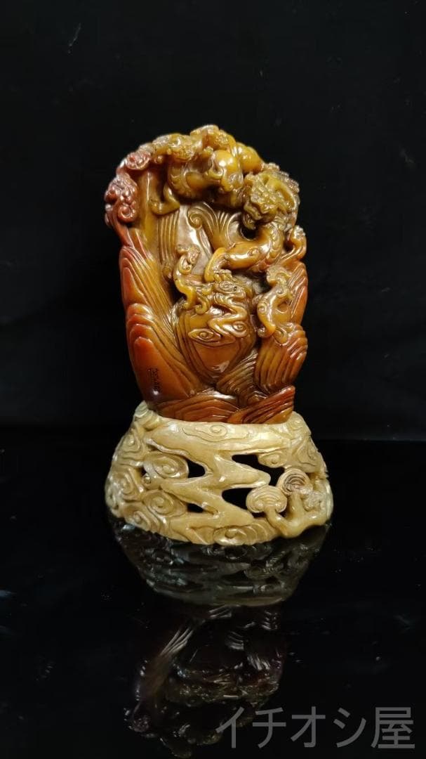 瑞獣印鑑の｜寿山石・紅絡田黄の印章｜耐青作款｜天然赤紋｜細密彫｜風水置物｜書道