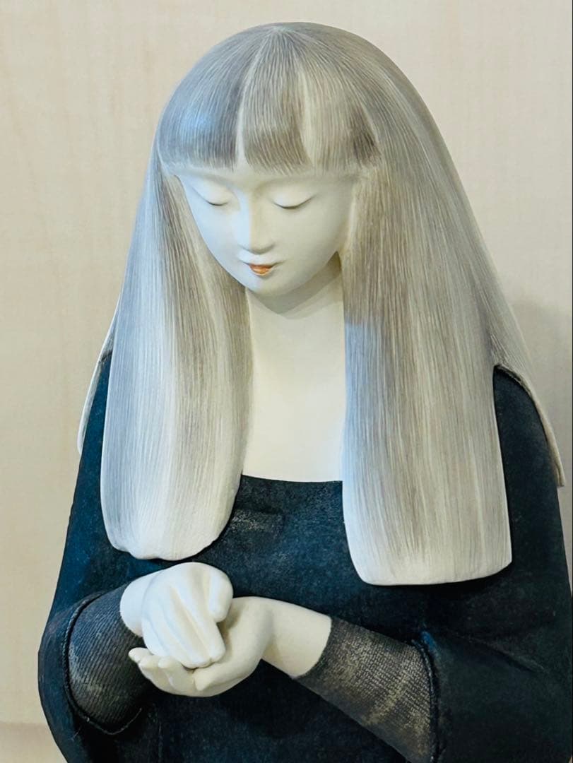 岩瀬なほみ　木彫布貼人形　蛍