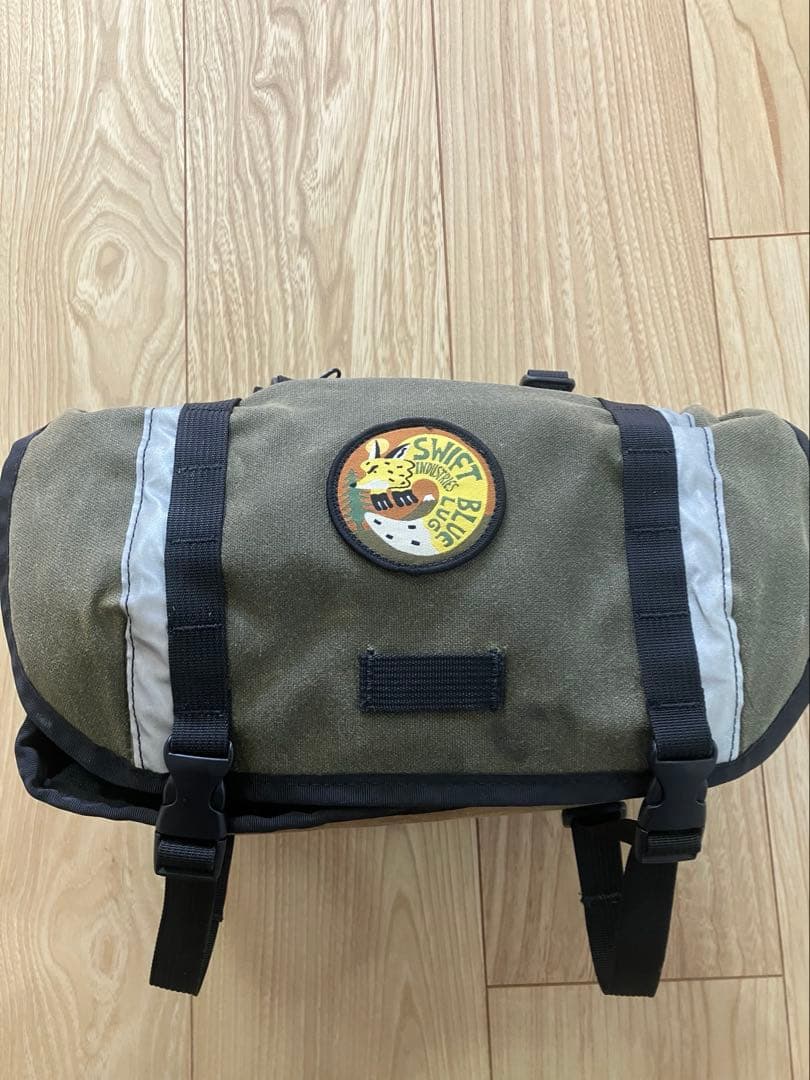 アクセサリー SWIFT INDUSTRIES BLUE LUG
