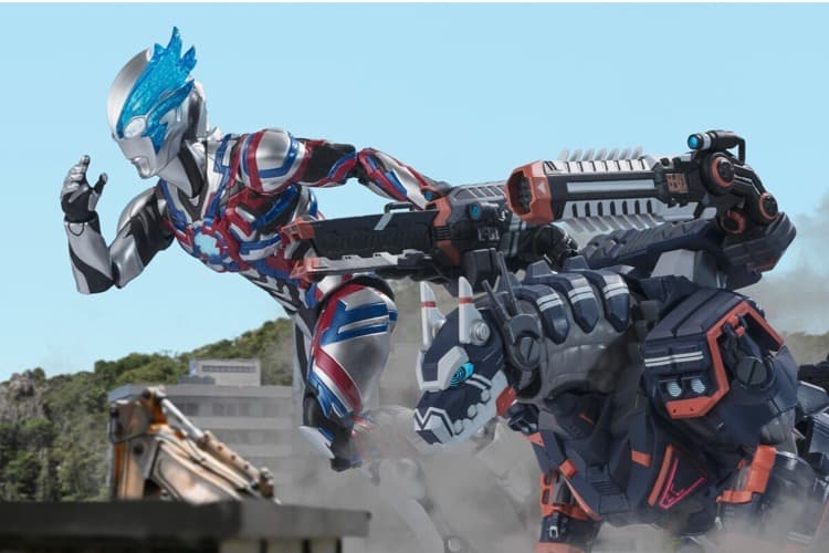 【新品、開封済美品】S.H.Figuartsウルトラマンブレーザー3点まとめ売り
