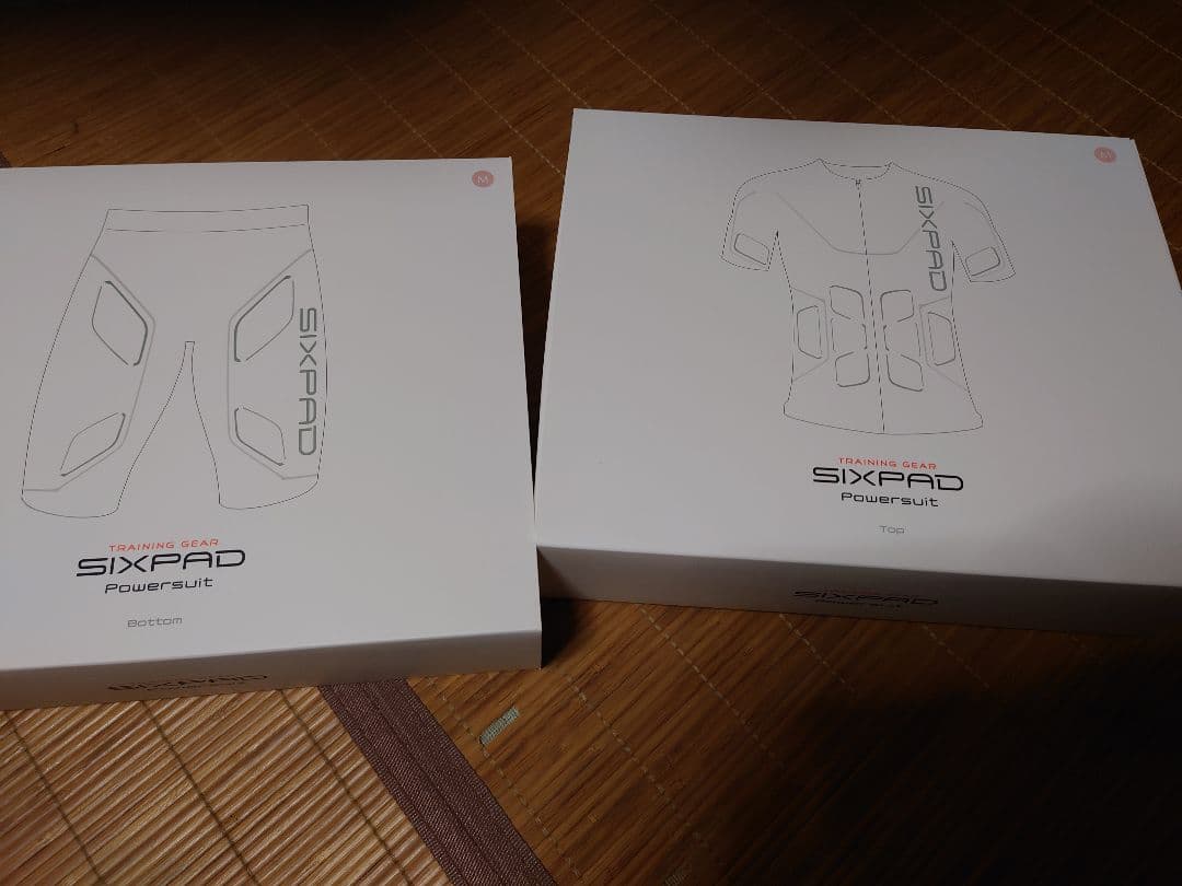 SIXPAD Power Suit トップ＆ボトムセット レディースMサイズ