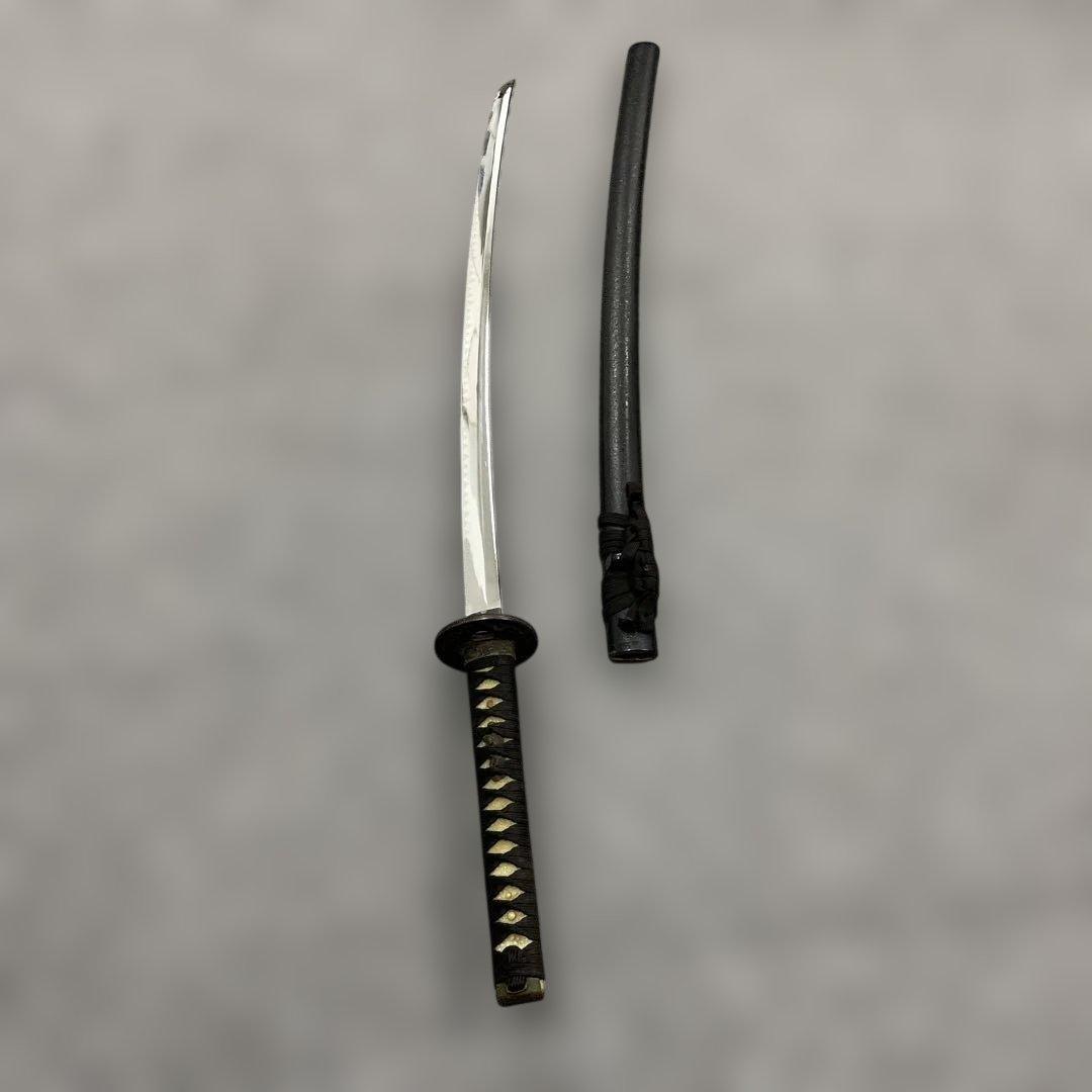 未開刃，模造刀、白鞘 刀 剣 長尺　模擬刀　湾刀 黒色の刀 約100cm