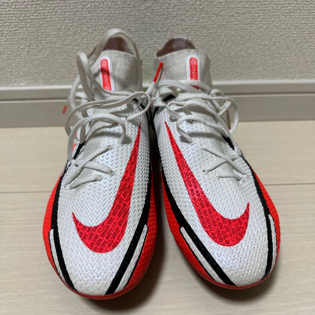 サッカースパイクナイキ　ファントムgt2 SG