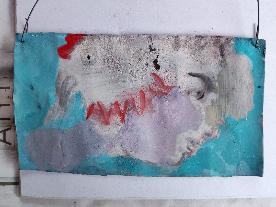 抽象油彩画 青と赤の作品 顔