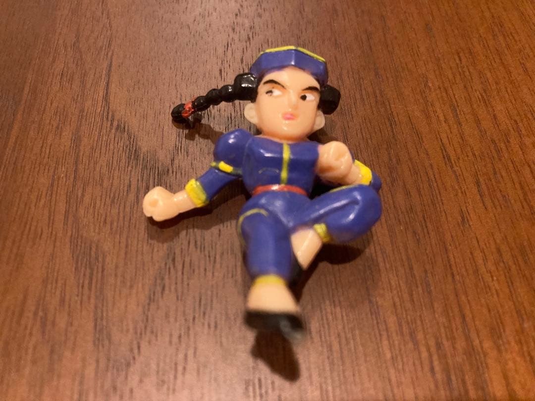 バーチャファイター　フィギュア　消しゴム　パイ　カラー
