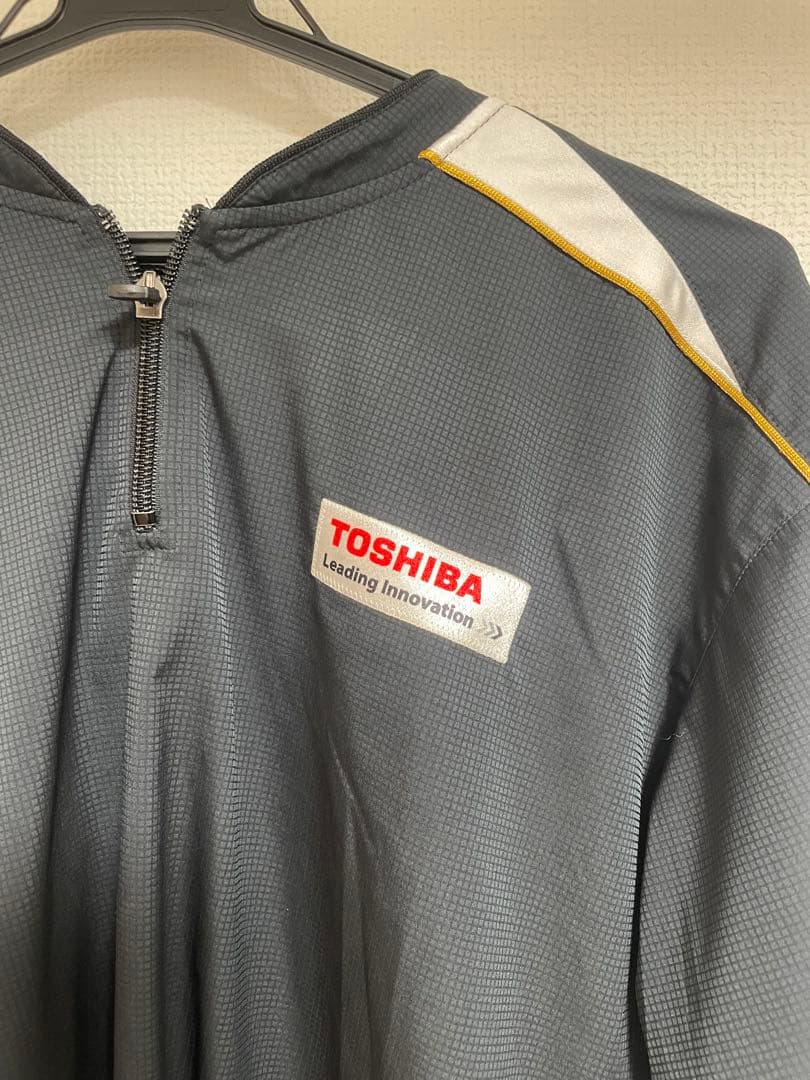 TOSHIBA 社会人野球　半袖ウェア
