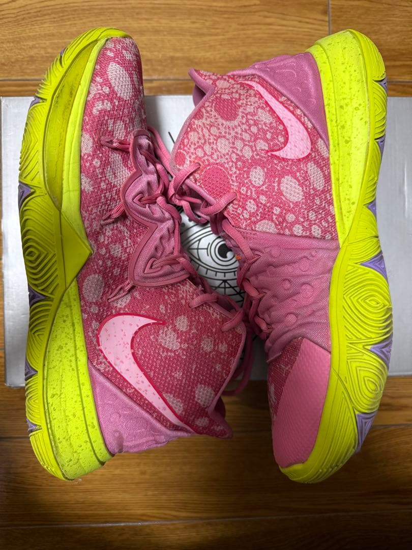 Nike Kyrie 5 “スポンジ・ボブ（パトリック）