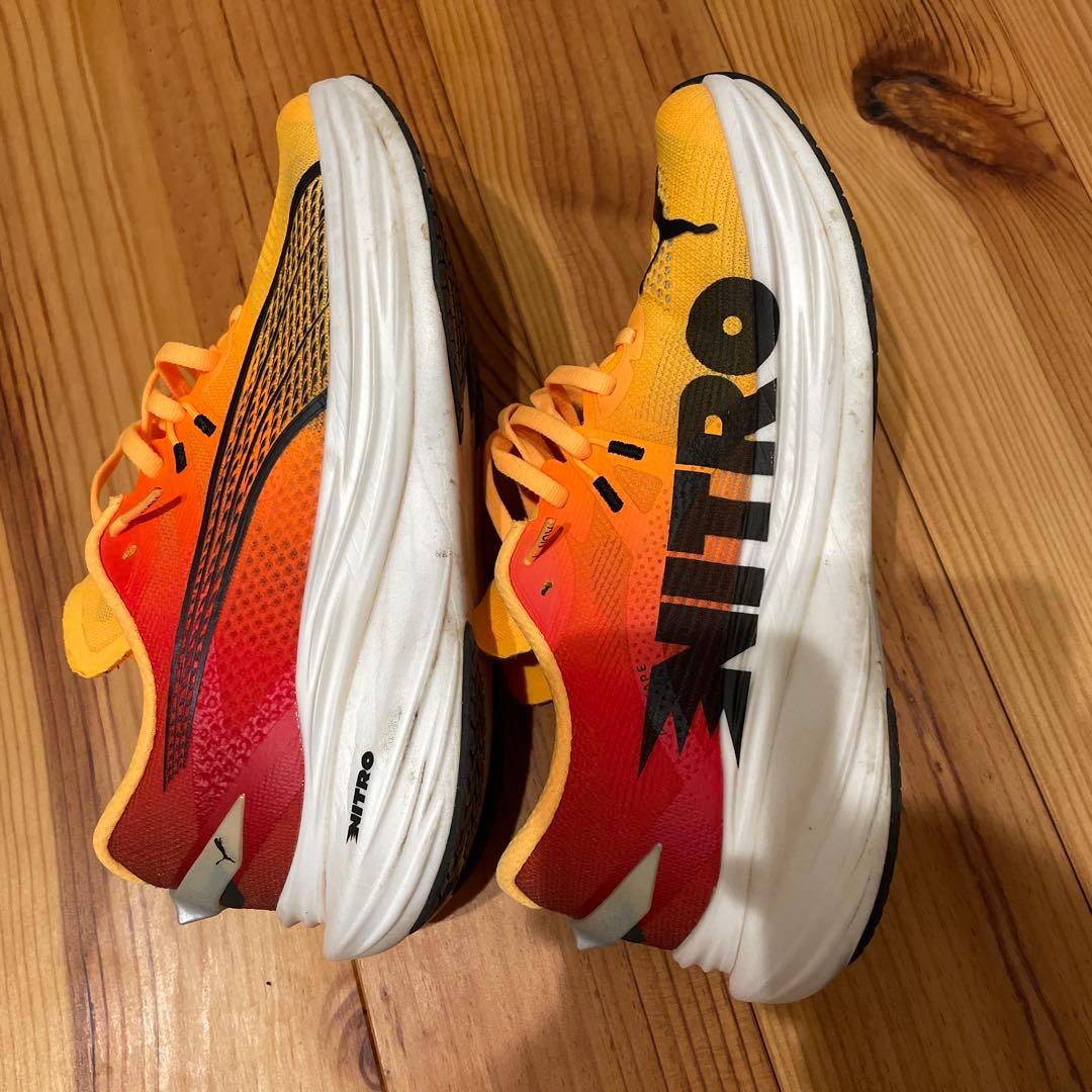 PUMAランニングシューズ ディヴィエイト ニトロ 3 26.5センチ