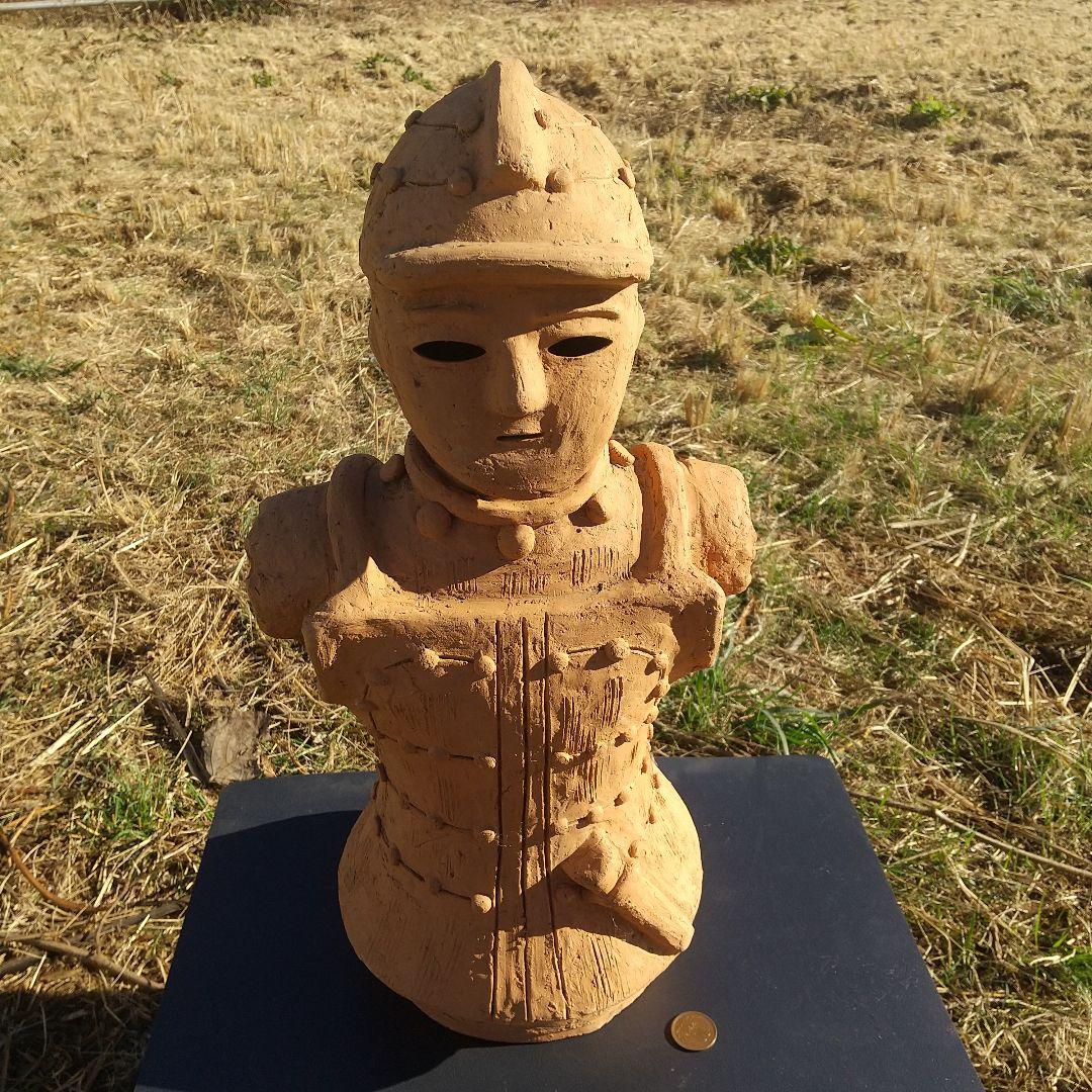 大型の土偶