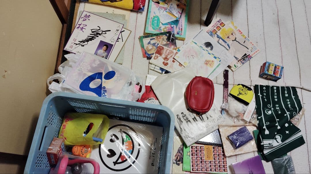 引越し　遺品整理　キャラクター　アニメ　ジャニーズ　切り取り　のれん　タオル