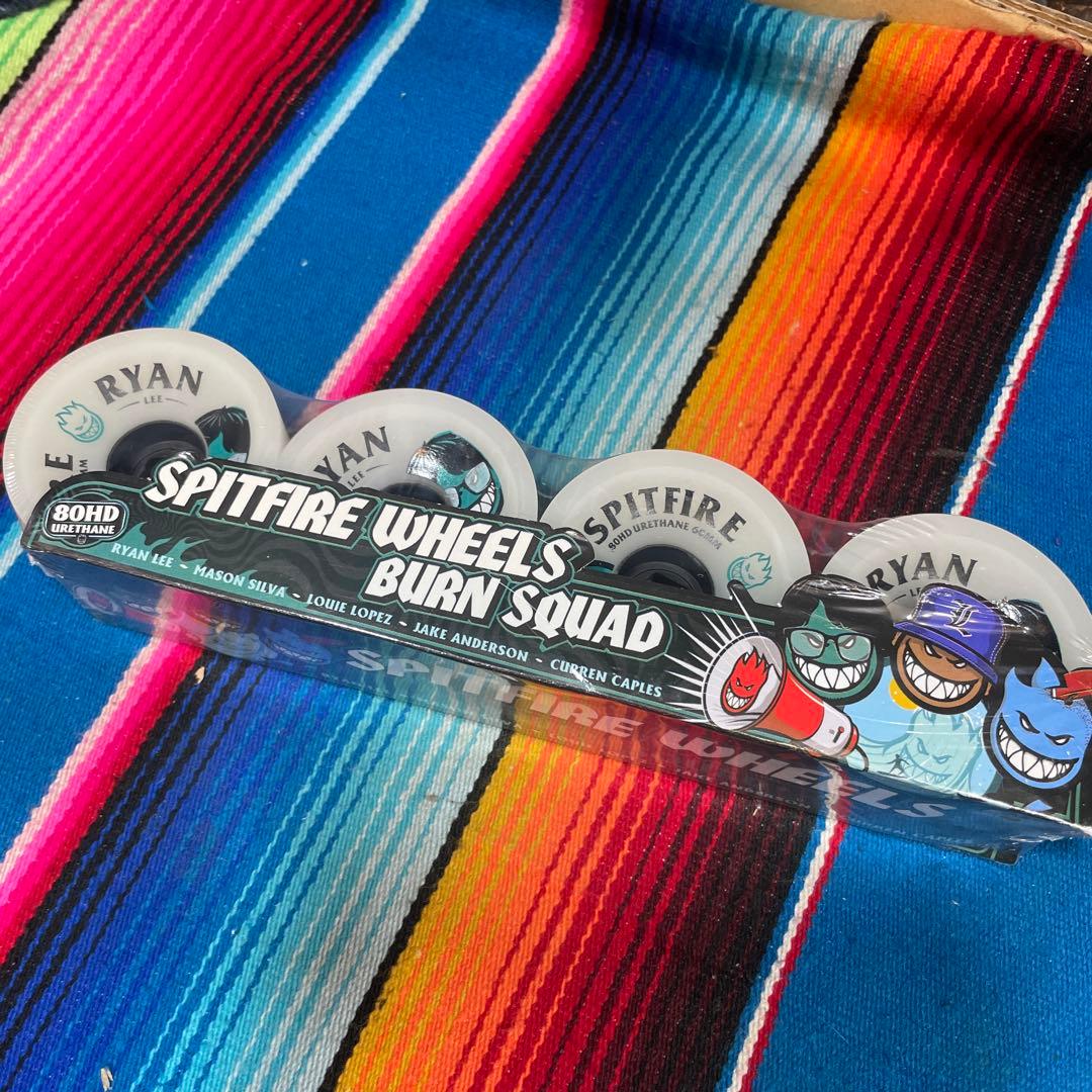 Spitfire Burn Squad スケートボードウィール 4個セット