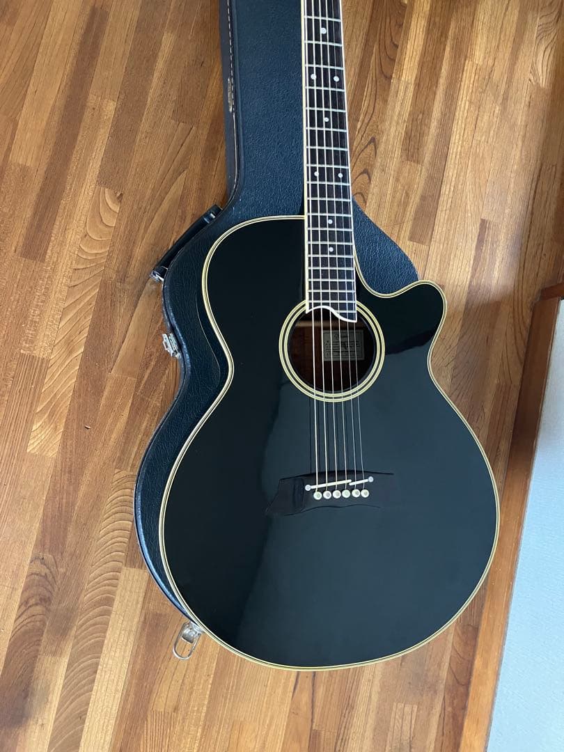 Takamine エレアコPTー108美品！ハードケース付き！