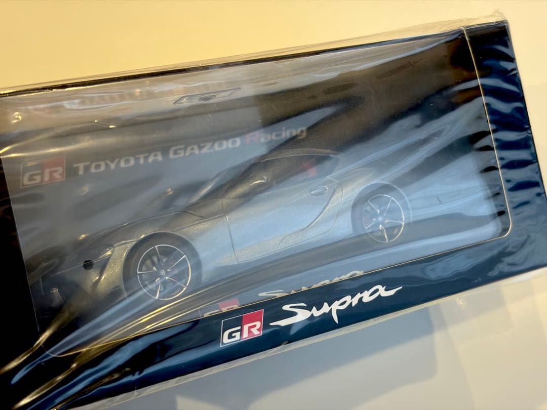 トヨタ GRスープラ ミニカー　未開封　アイスグレーメタリック　カラーサンプル