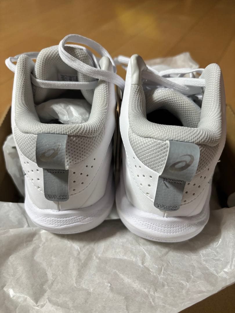 ASICS ゲルフープV17 エキストラワイド　23㎝