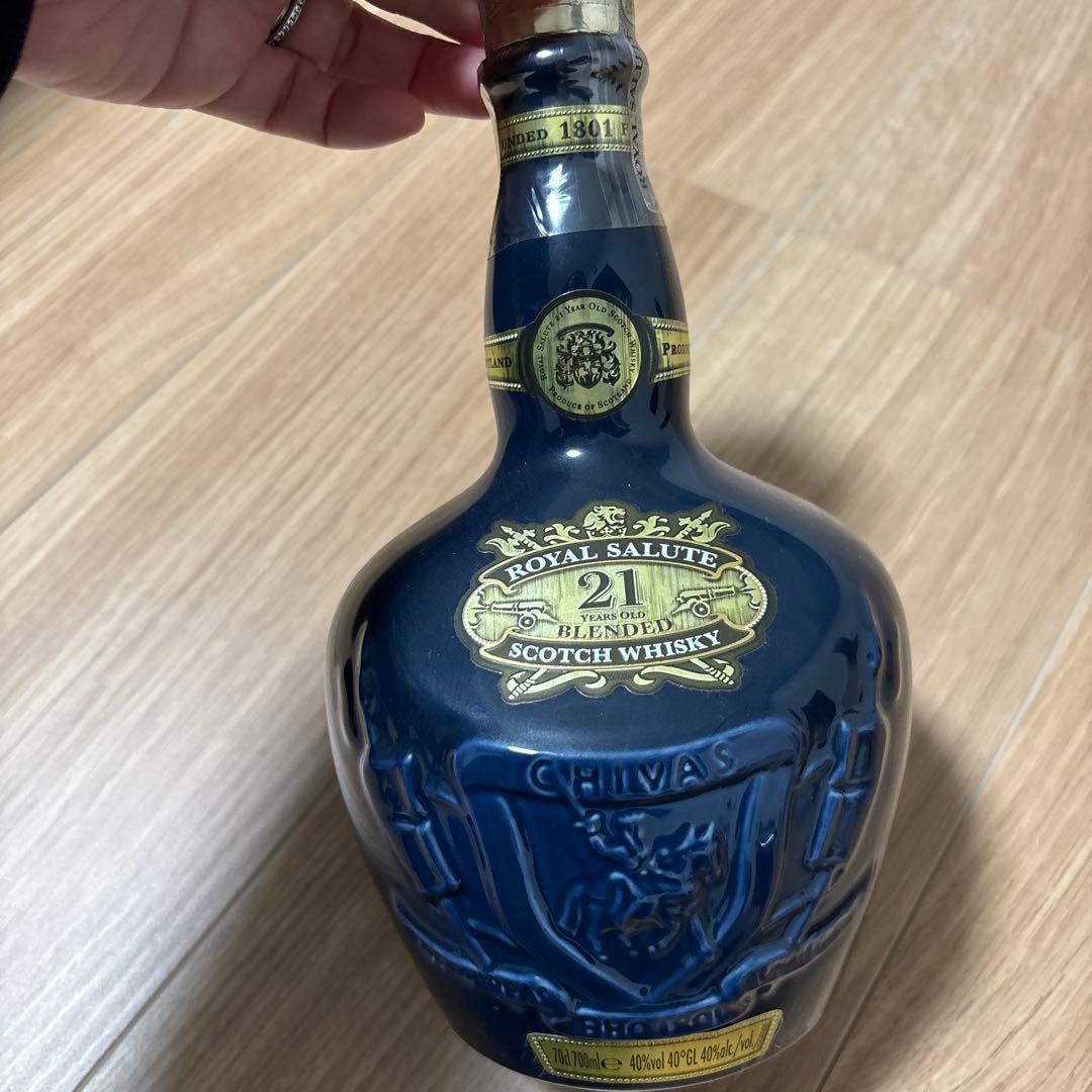 ロイヤルサルート 21年 ブレンデッドスコッチウイスキー　青陶器