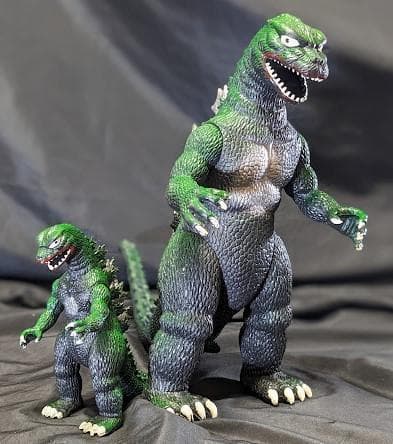ゴジラ（インペリアル社）ゴム製フィギュア大小２体セット