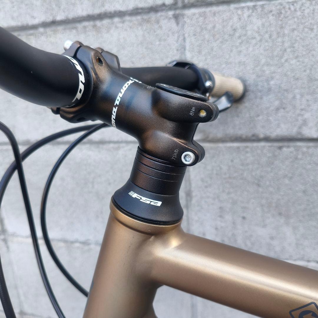 引取限定　大阪　クロスバイク　油圧　ディスクブレーキ　KONA DEW PLUS