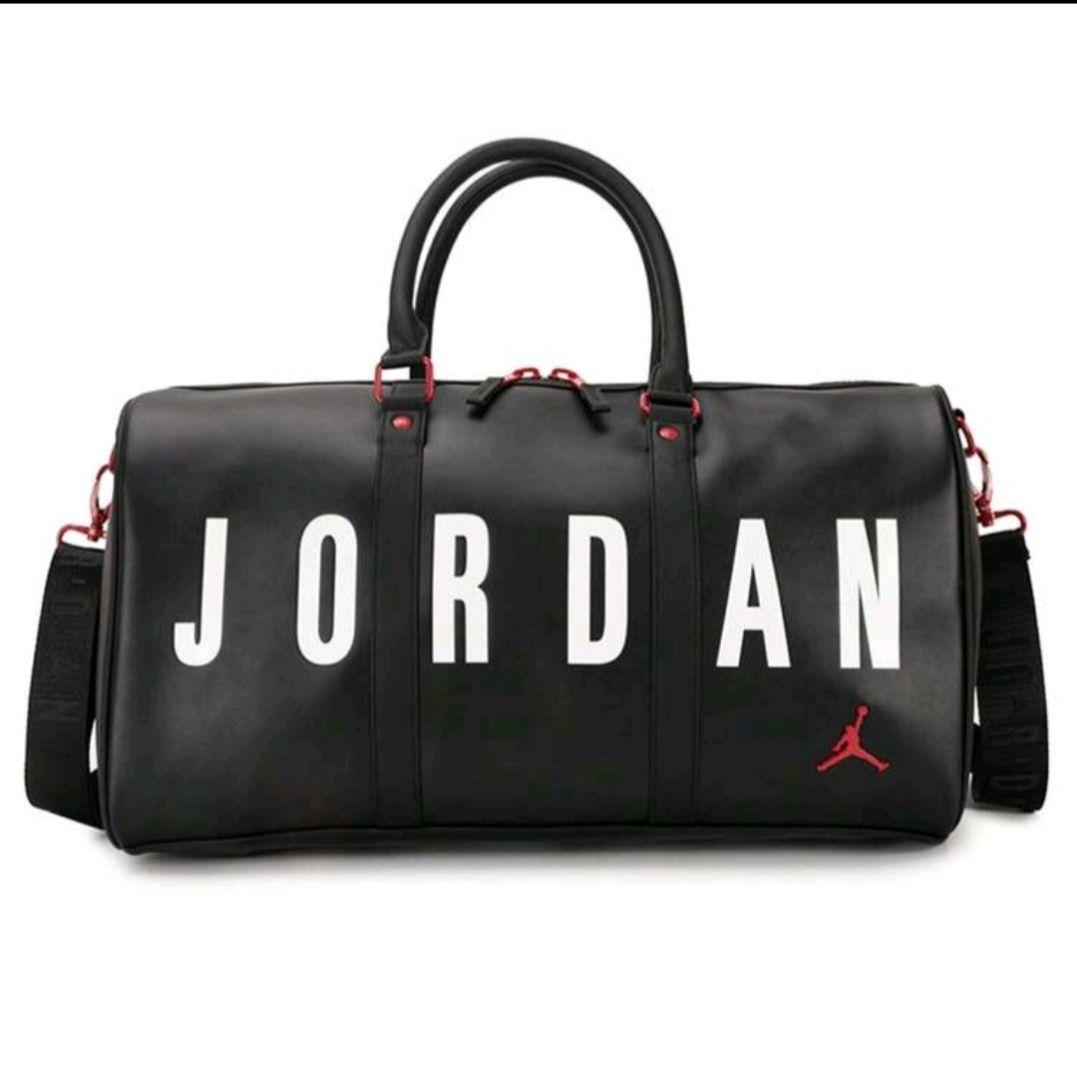 JORDAN ダッフルバッグ ブラック/レッド