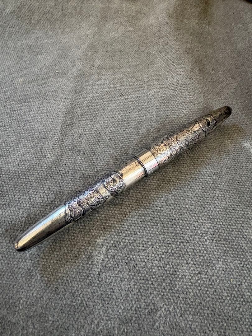 PILOT 18金　万年筆　Silver Dragonパイロット 龍 昇龍