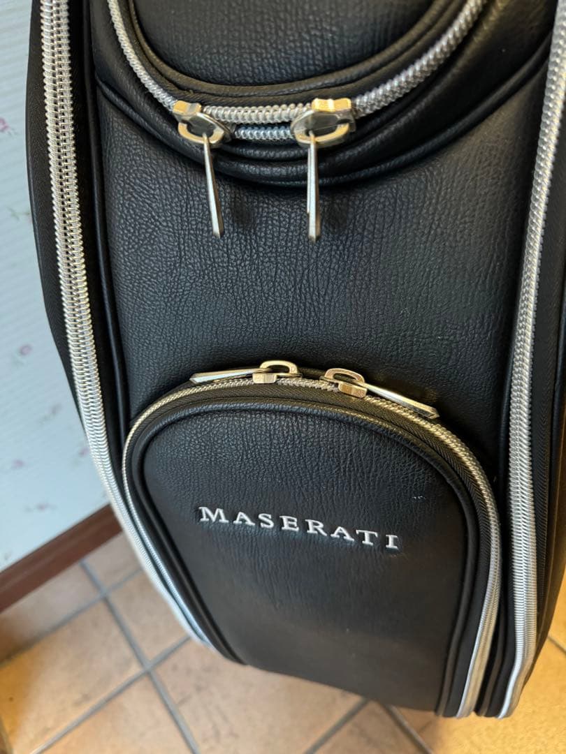 マセラティ　MASERATI ゴルフバッグ キャディバッグ 黒