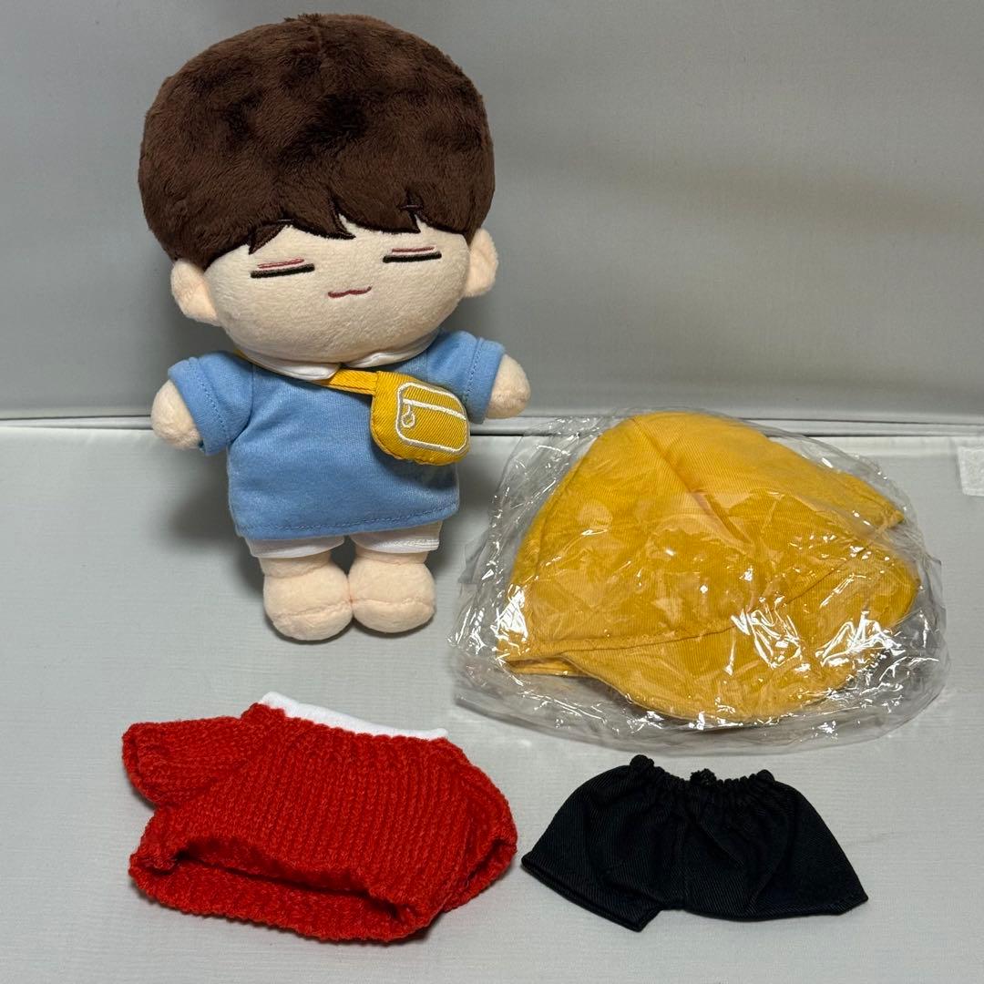 キムミョンス INFINITEエルくんのぬいぐるみ 20cm
