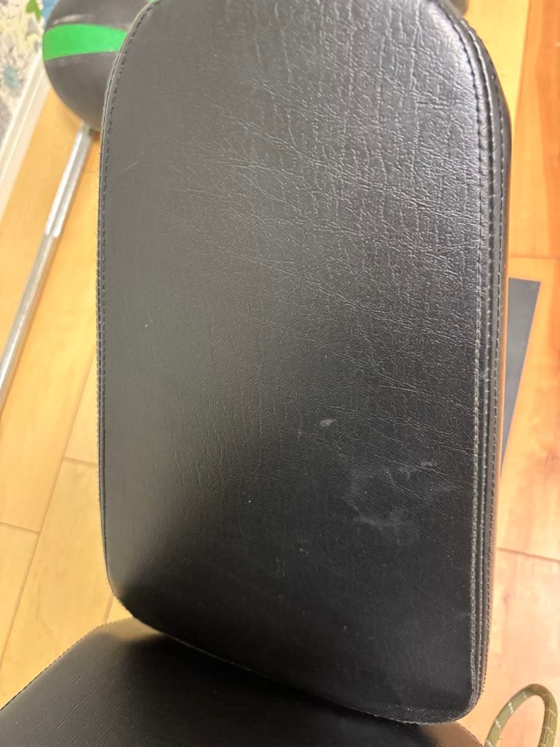 アジャスタブルベンチ