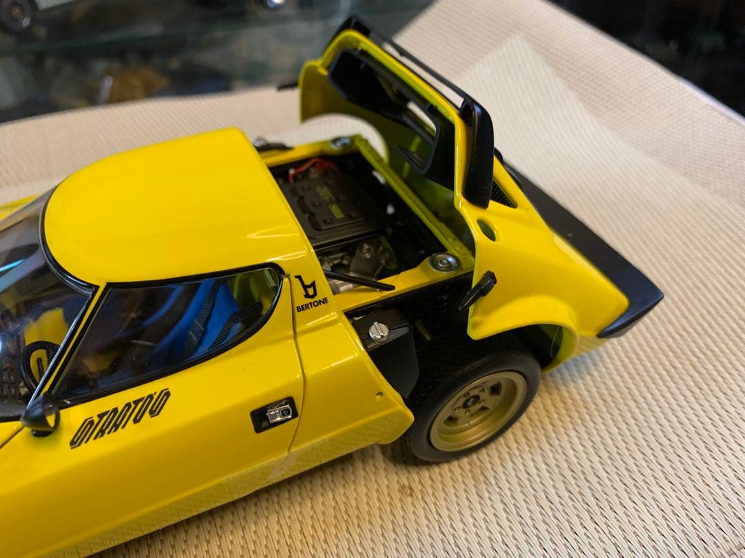 京商 1/18 ランチャストラトス HF