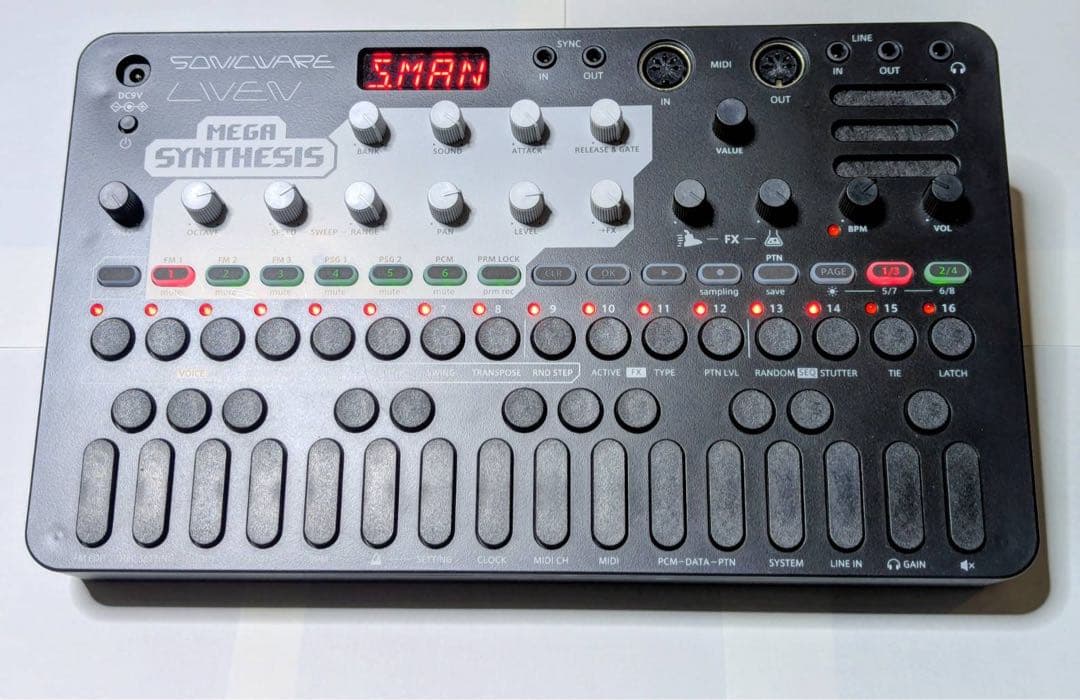 鍵盤楽器 SONICWARE LIVEN MEGA SYNTHESIS