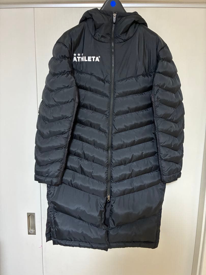 ATHLETA フード付きロングダウンコート