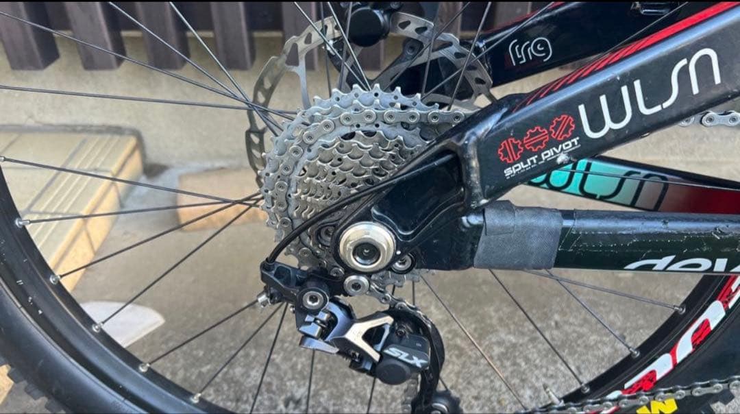Devinci マウンテンバイク