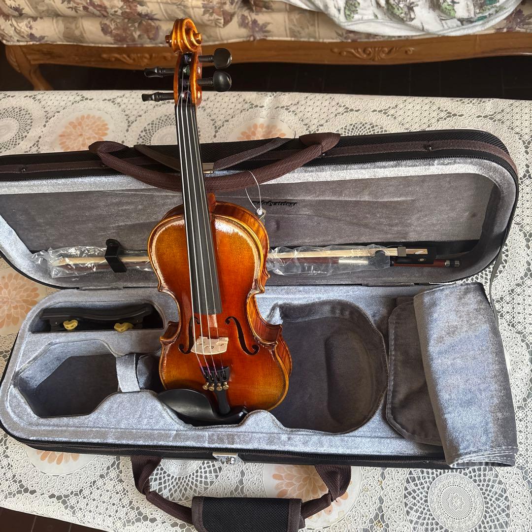 1/8 melody strings 子供用バイオリン新品　値下げ