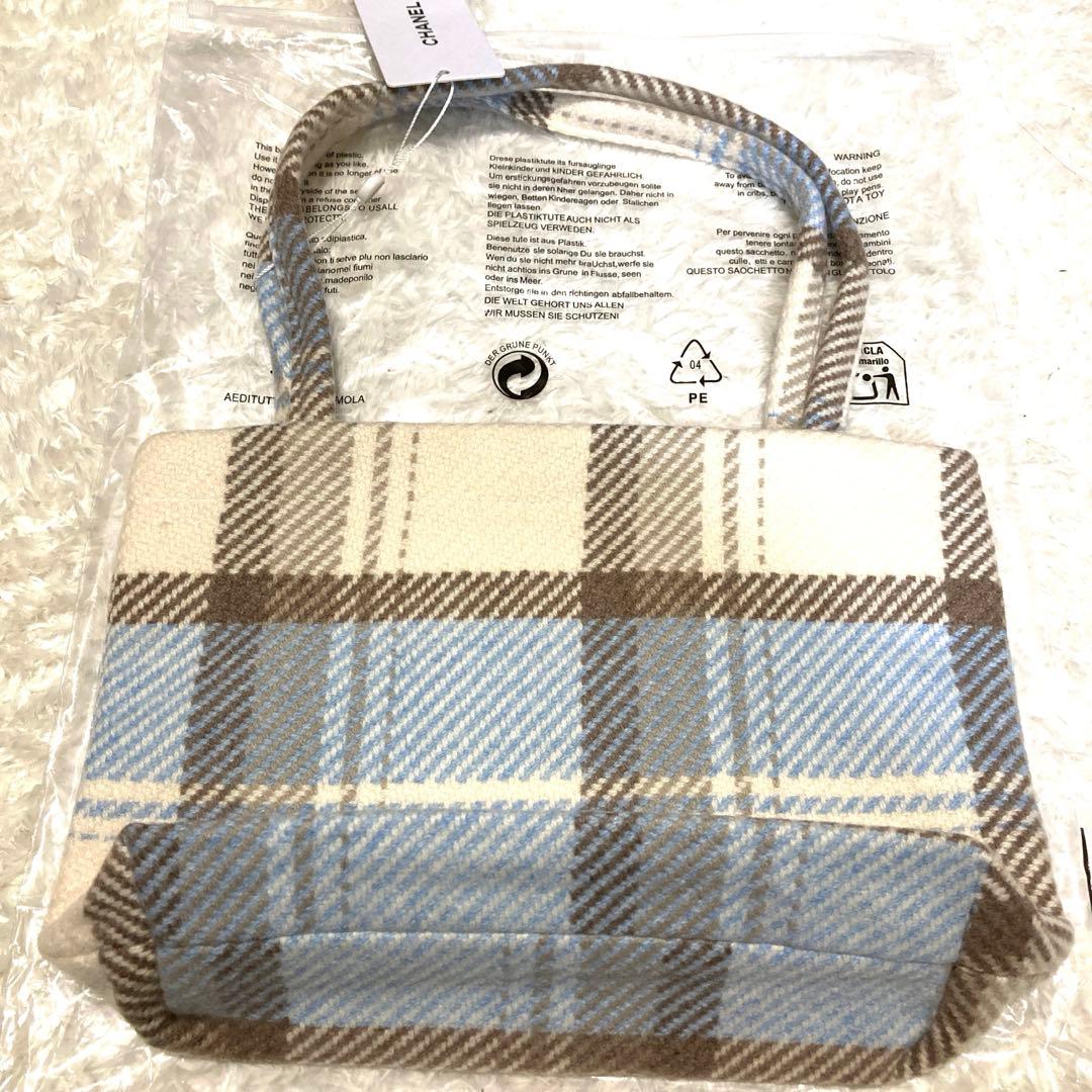 CHANEL チェック柄トートバッグ　パールスパンコール　水色
