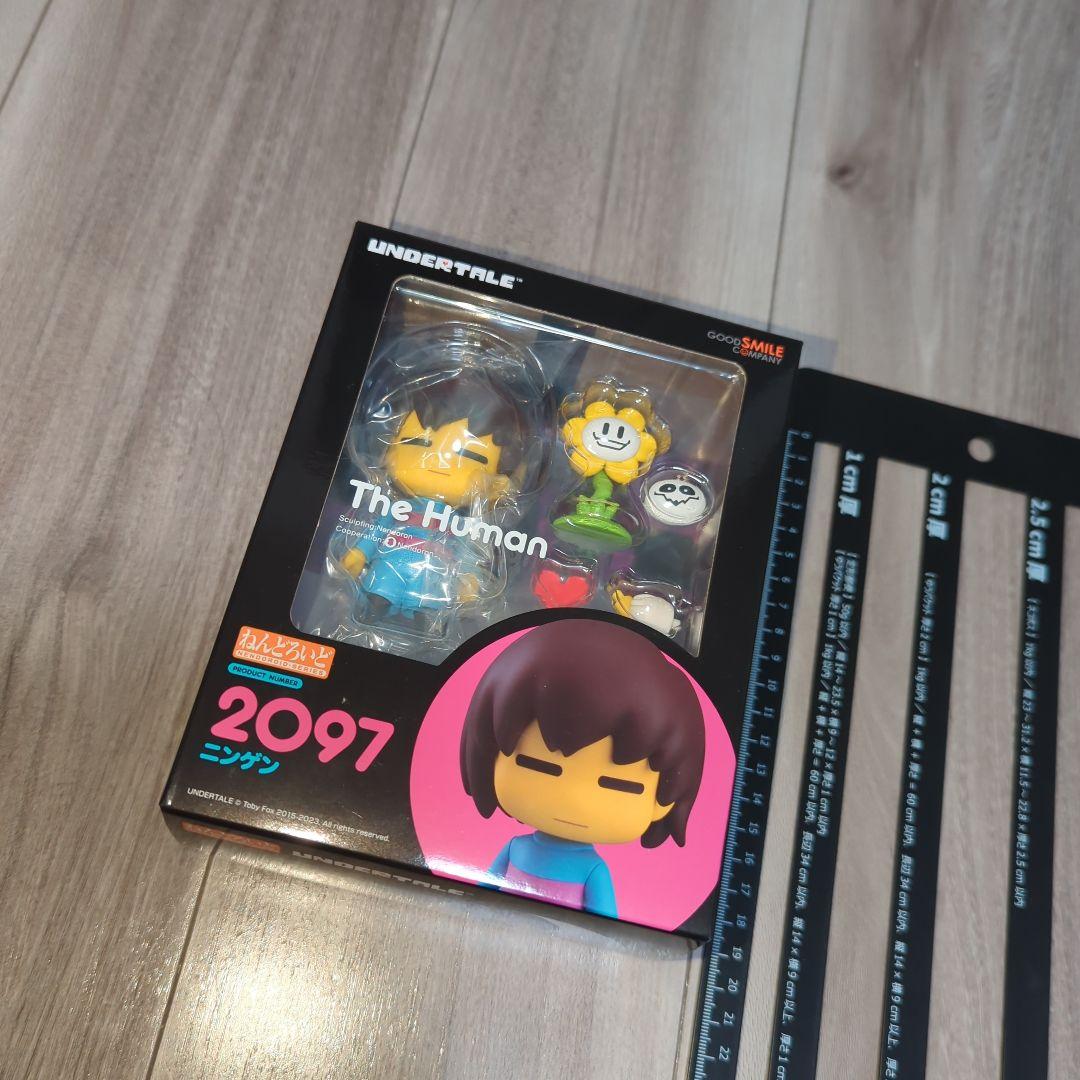■　undertale　ニンゲン　アンダーテール　ねんどろいど　フィギュア
