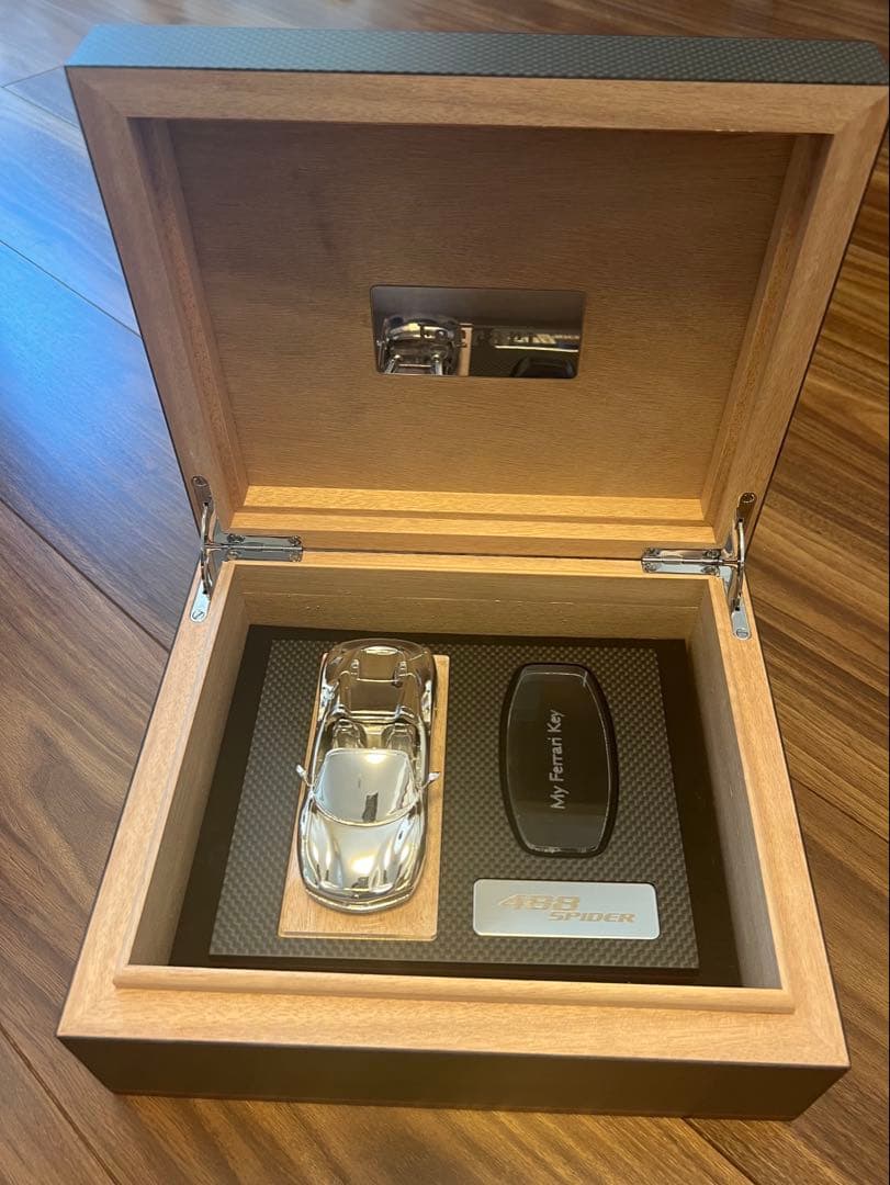 オーナー限定 非売品　フェラーリ　キーボックス　488SPIDER