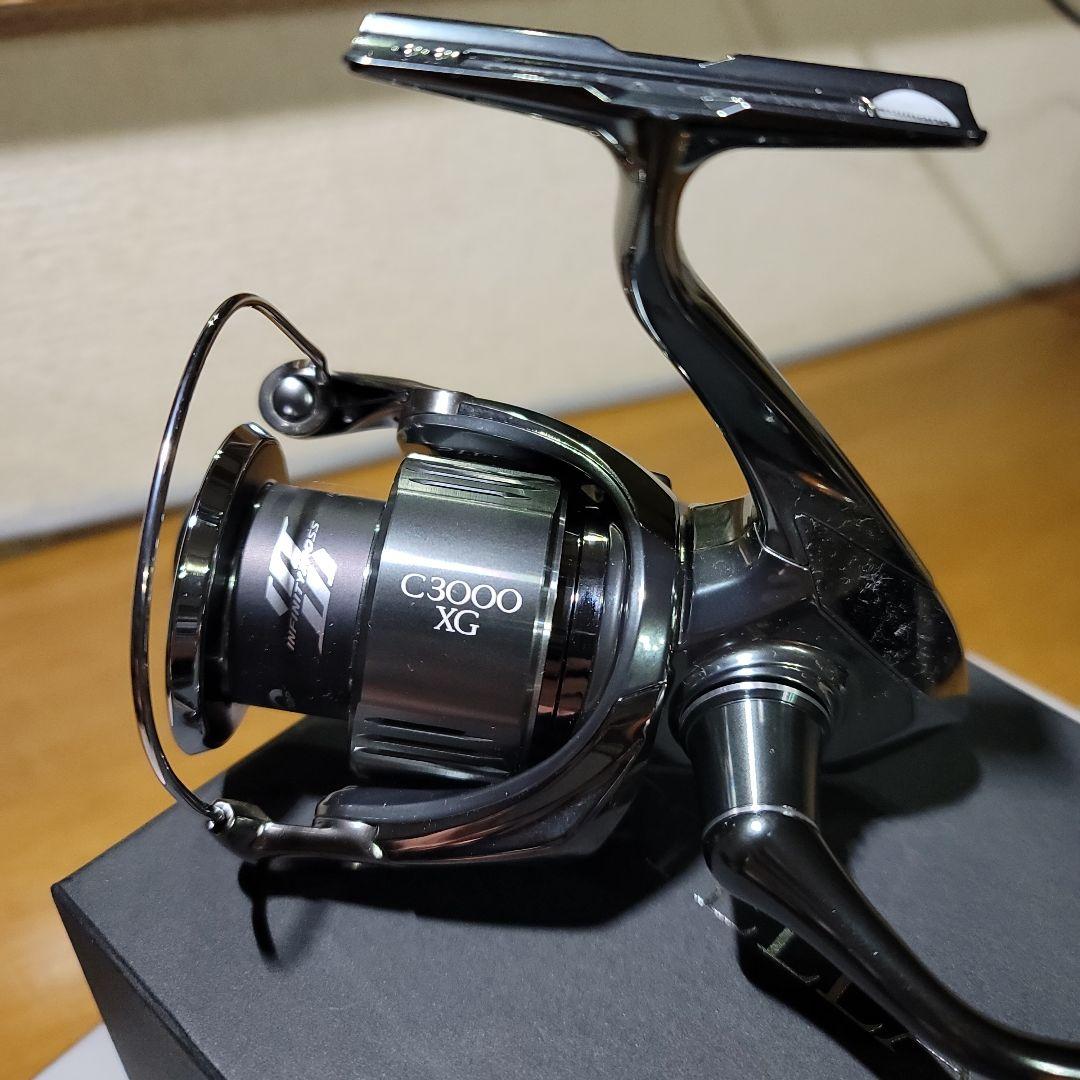 シマノ 22 ステラ C3000XG ウォーターランド ウッドノブ交換済