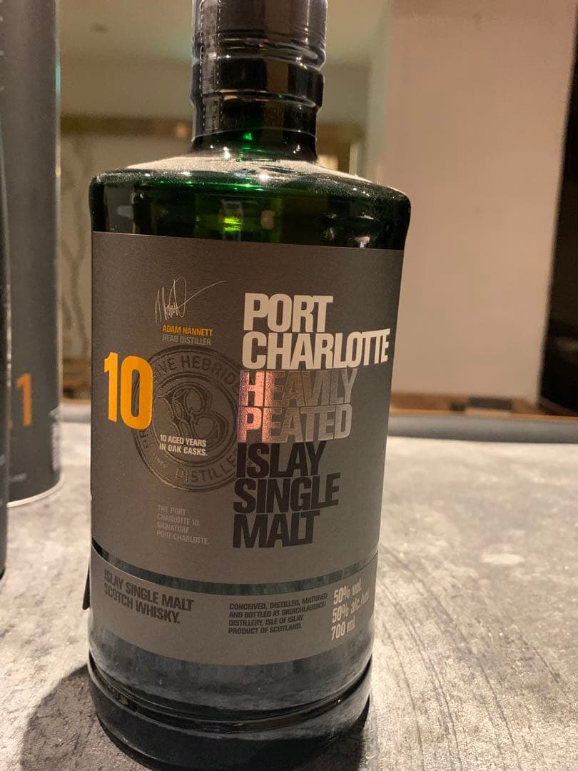 ポートシャーロット 10年 ヘビーピーテッド 700ml