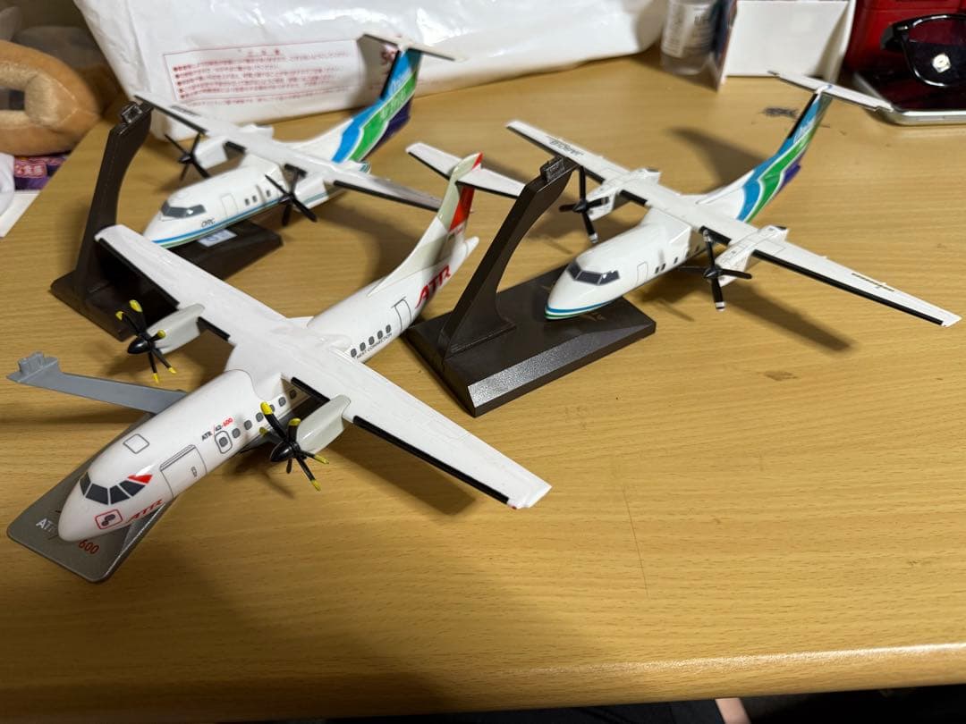 オリエンタルエアブリッジDHC8-200 セット ATR42-600 1/100