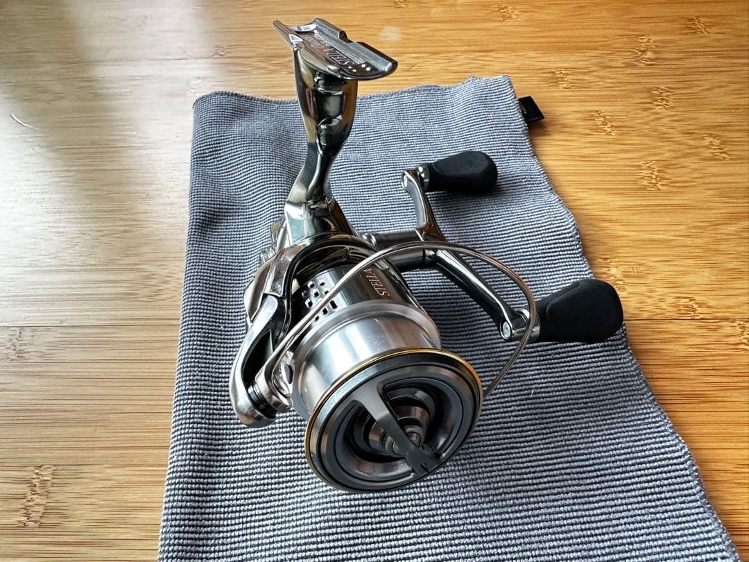 SHIMANO STELLA C3000SDH スピニングリール
