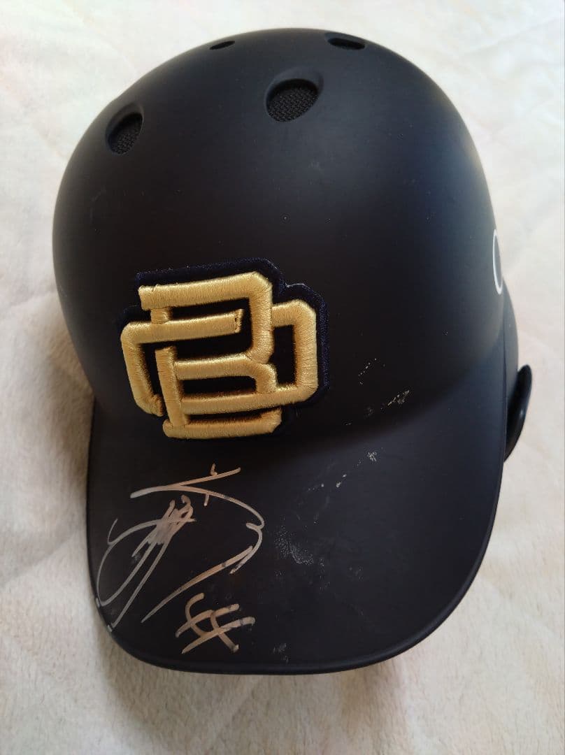 ORIX バファローズ 実使用 ヘルメット サイン入 頓宮裕真 ♯44